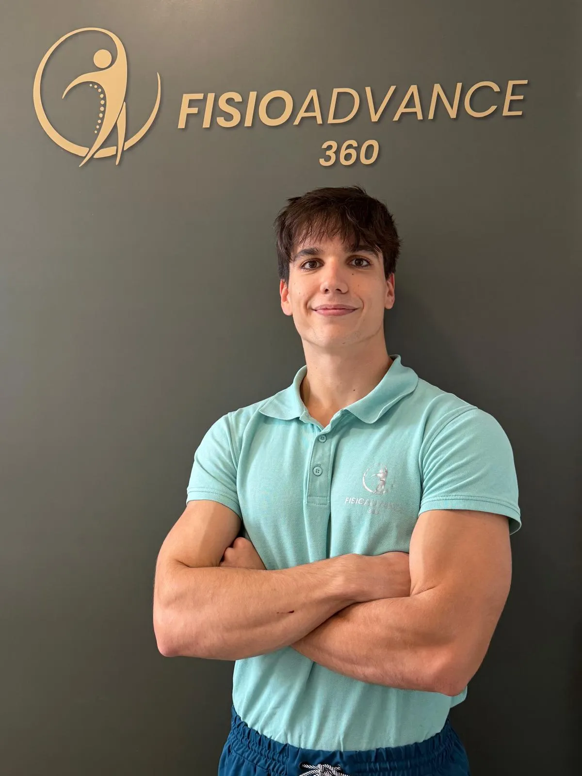 Adrián Izquierdo, Fisioterapeuta · lesiones deportivas e invasiva en FisioAdvance 360